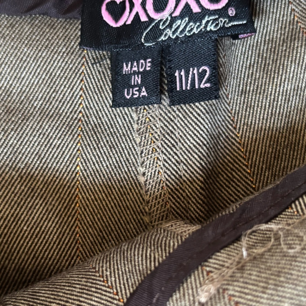 Tan 3 inch fancy elevated cuffed bottoms wide leg shorts - Picture 4 of 4